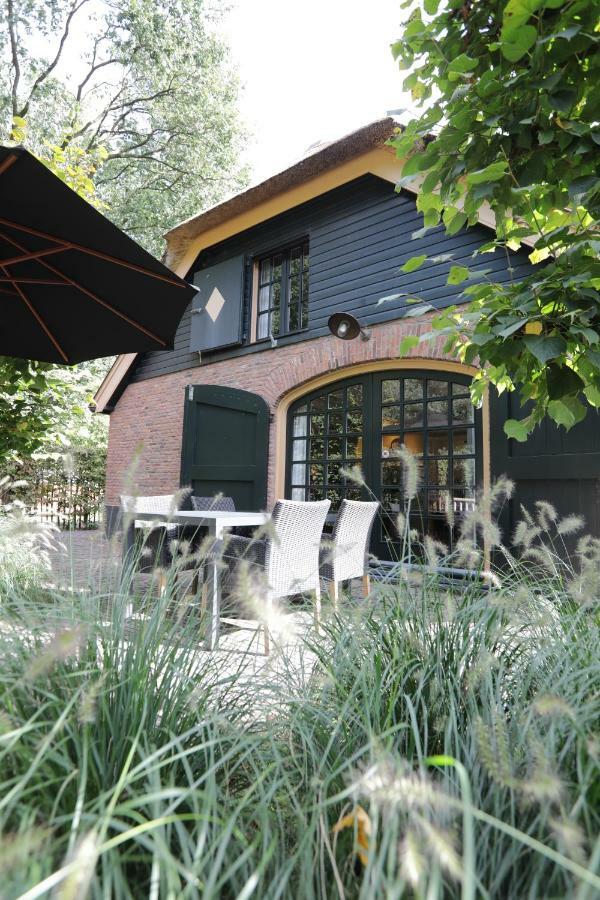 Villa Lindenhof Garderen Exterior foto